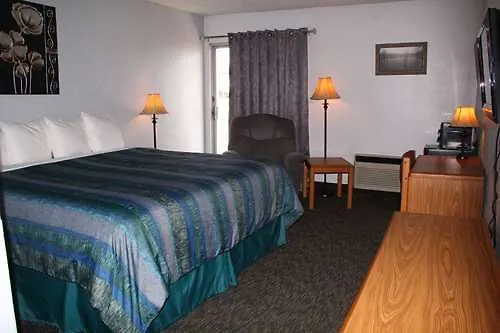 Sundowner Station Hotel 2*